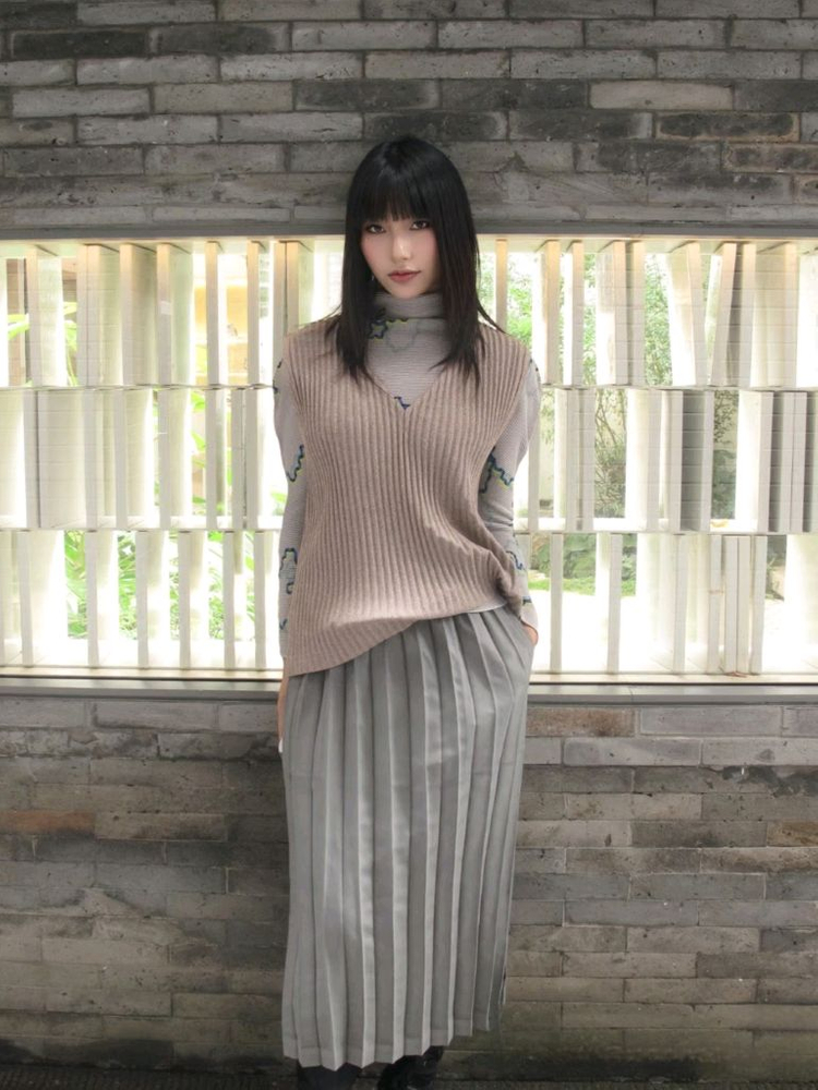 이세이미야케 미 코듀로이 가디건&베스트 세트 차콜 이미지