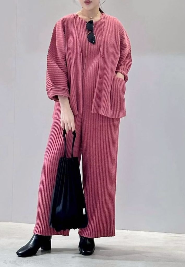 이세이미야케 미 코듀로이 가디건&베스트 세트 레드 이미지