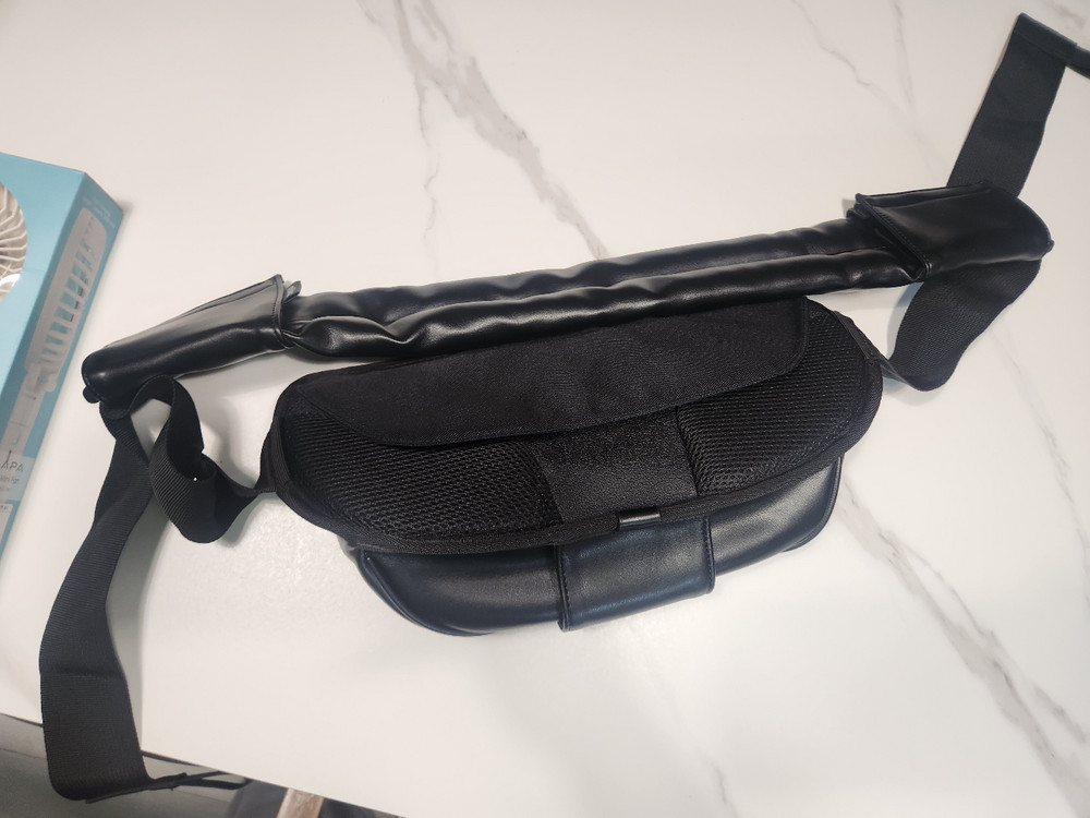 (새상품)미카스튜디오 허그 슬링백 힙시트 아기띠 올블랙가죽레더 이미지