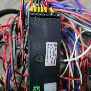 트레일러/카라반 견인장치 전용 바이패스 릴레이 (PCT ZR2500) 이미지