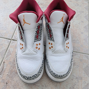 조던3 레트로 카디널 레드245 이미지