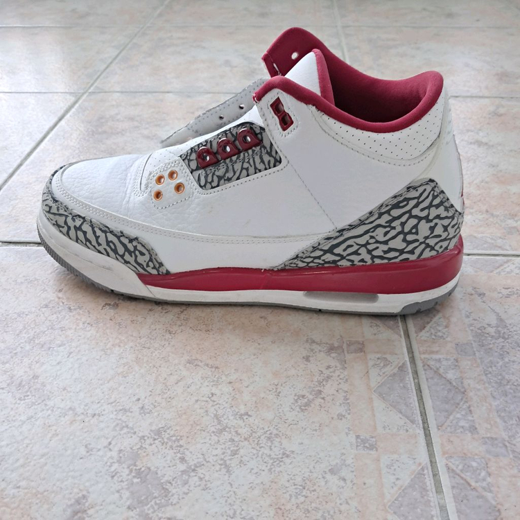 조던3 레트로 카디널 레드245 이미지