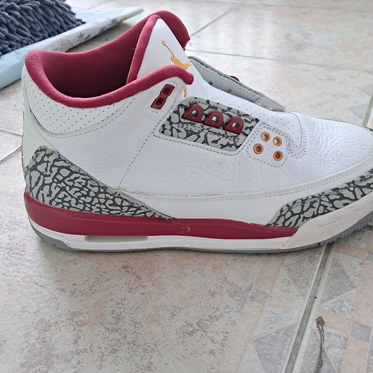 조던3 레트로 카디널 레드245 이미지