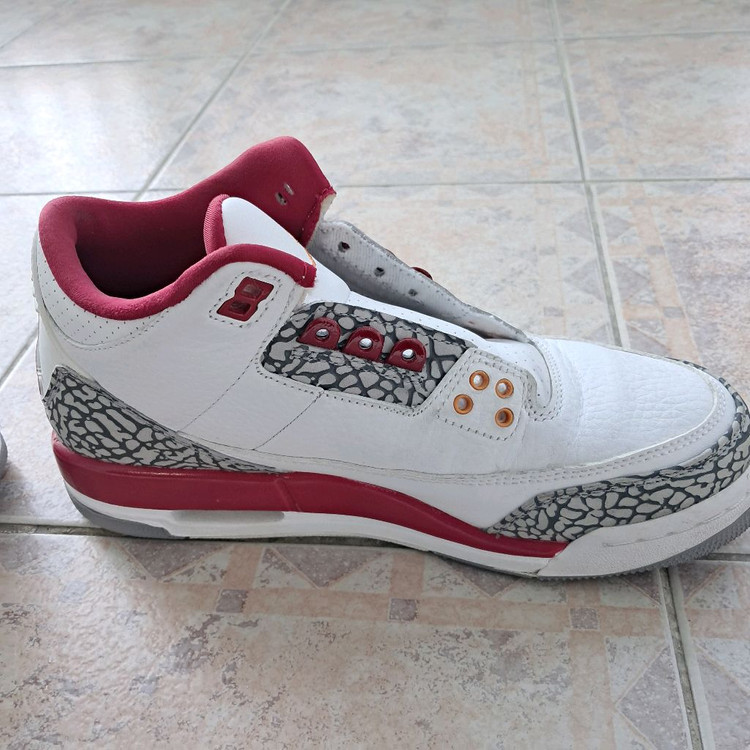 조던3 레트로 카디널 레드245 이미지