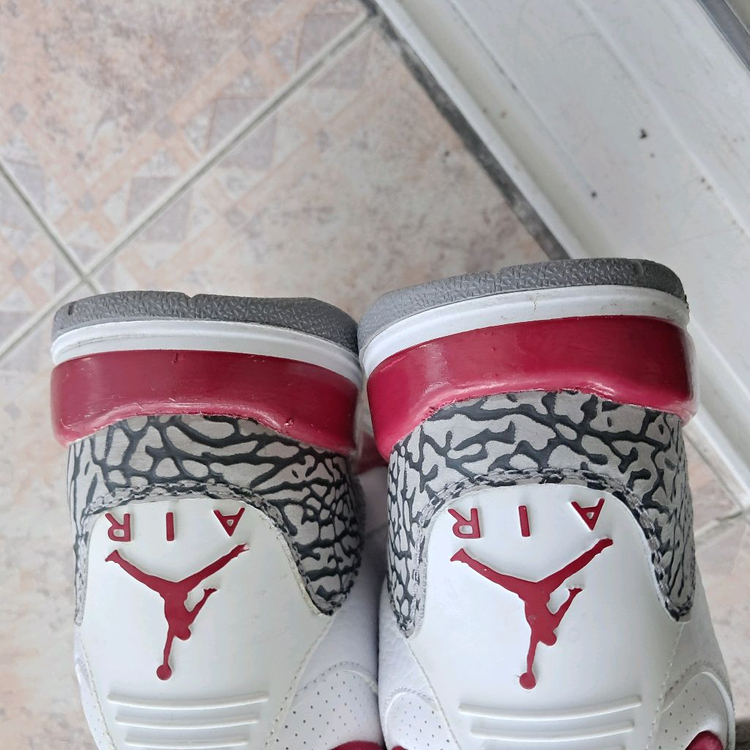 조던3 레트로 카디널 레드245 이미지