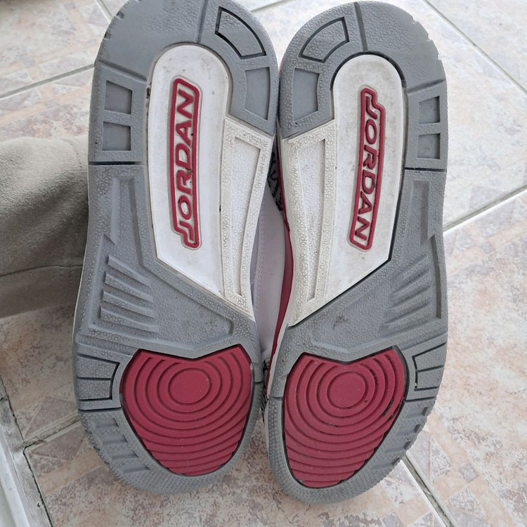 조던3 레트로 카디널 레드245 이미지