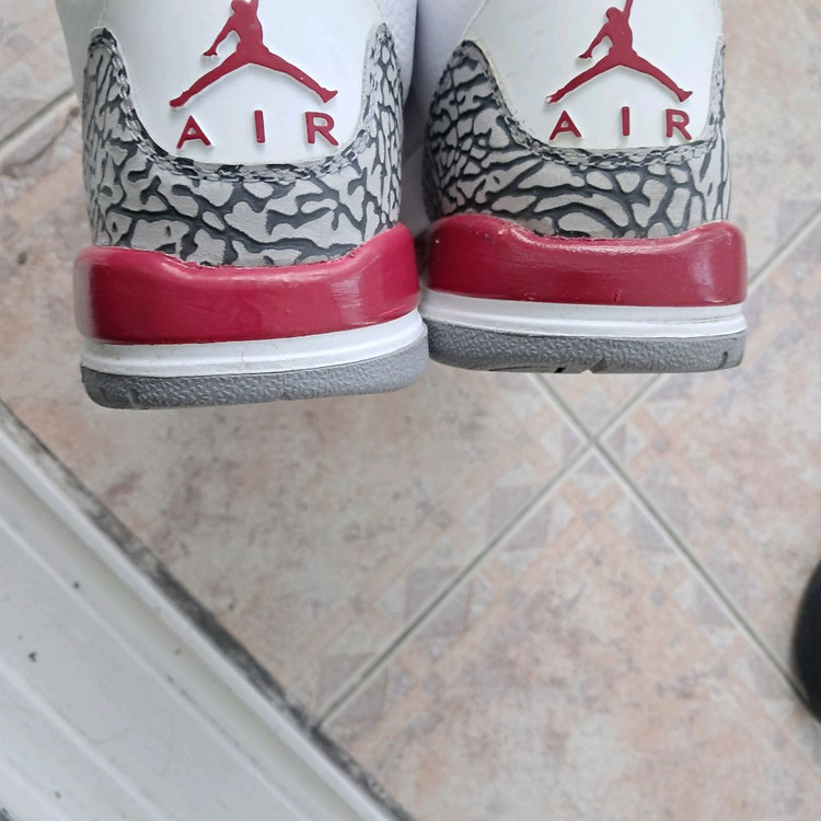 조던3 레트로 카디널 레드245 이미지