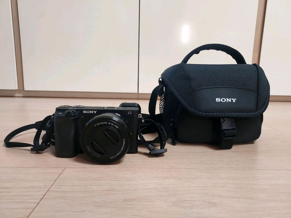 소니 A6400+렌즈 3.5-5.6/16-50+충전기+가방+파우치 (컷수 2,833) 이미지