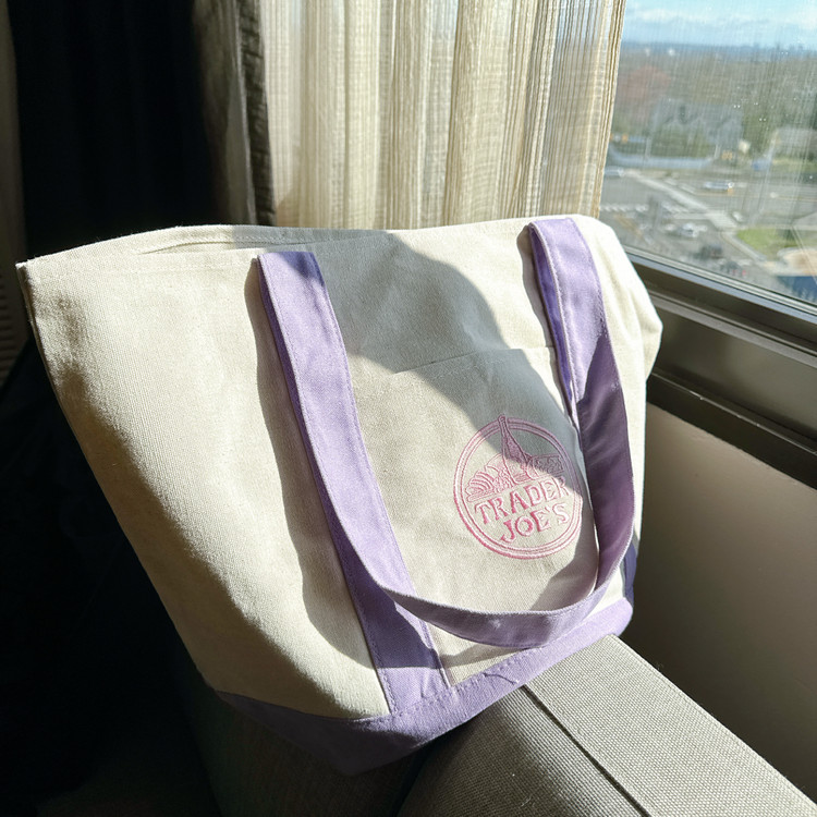 새상품//트레이더조 에코백 신상 (큰사이즈/라벤더 컬러) 이미지