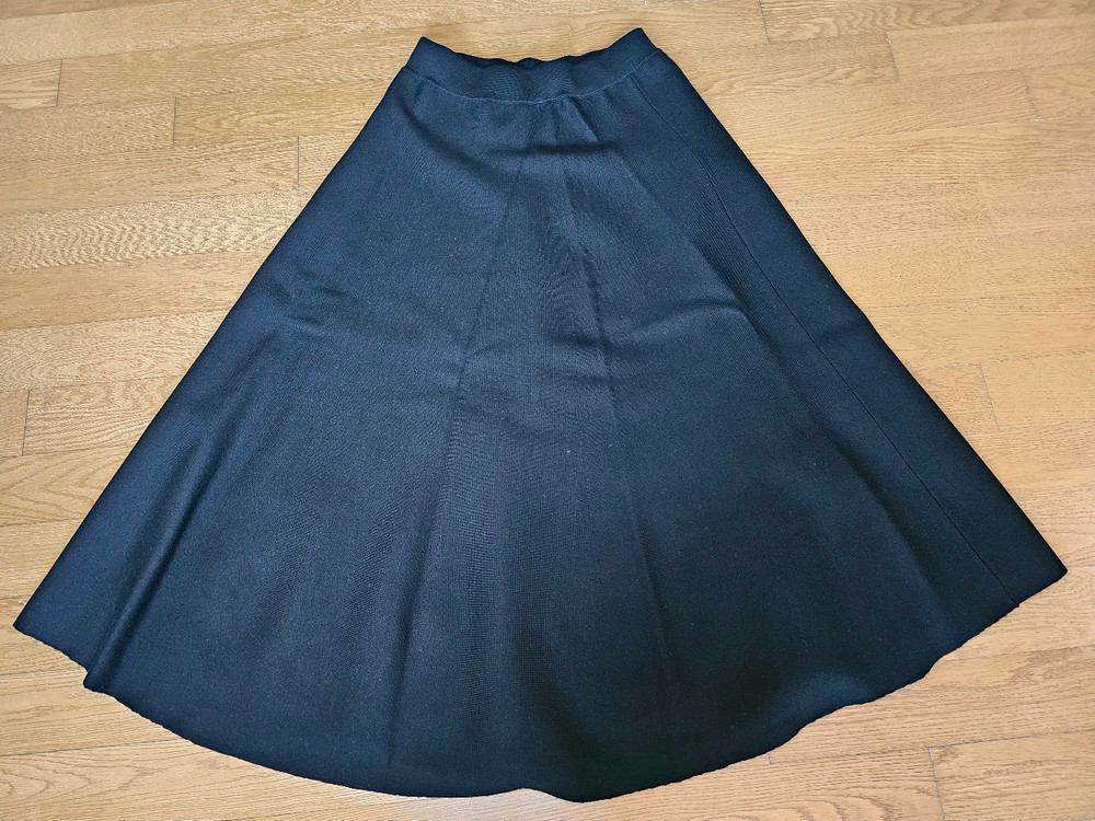 (새상품) 타임 램스울혼방 플레어 니트스커트 이미지