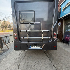 징기스칸 캠핑카 이미지