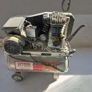 제일타카 에어콤프레샤 4.5마력 이미지