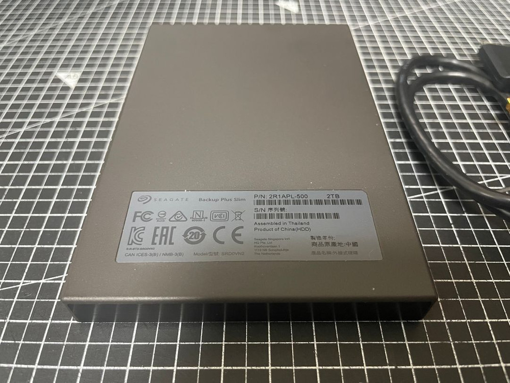 씨게이트 휴대용 외장하드 / 2TB / 블랙 / 본품+케이블 / 우체국택배 이미지