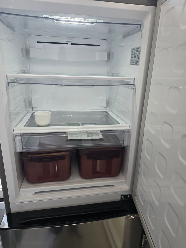 LG 디오스 김치냉장고 스탠드형 이미지