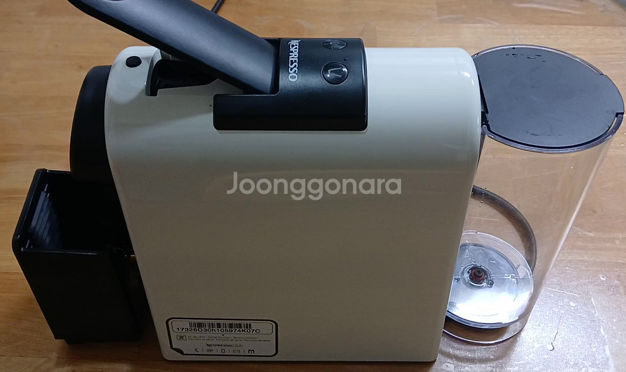 커피네슬레 캡슐 커피메이커 D30머신 이미지