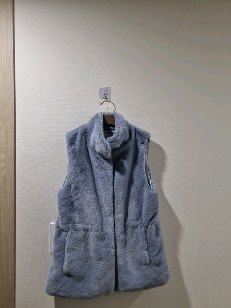 mollioilli 몰리올리 에코퍼 베스트 M 사이즈 이미지