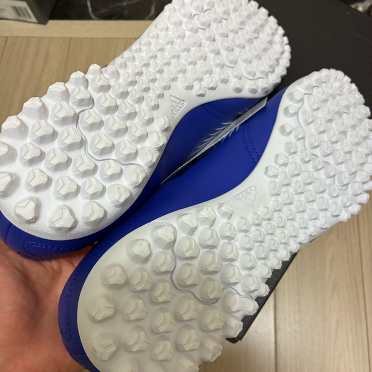 풋살화270 아디다스 프레데터 클럽 새상품 이미지