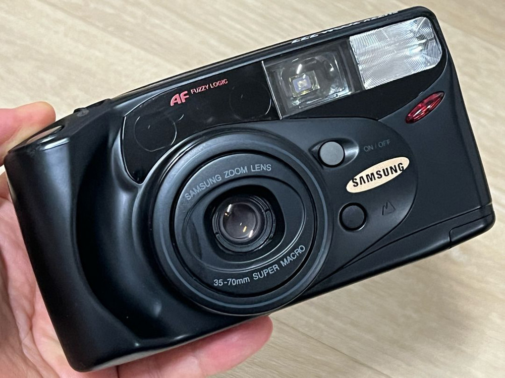 삼성 퍼지줌 777 자동필름 카메라 팝니다. 이미지