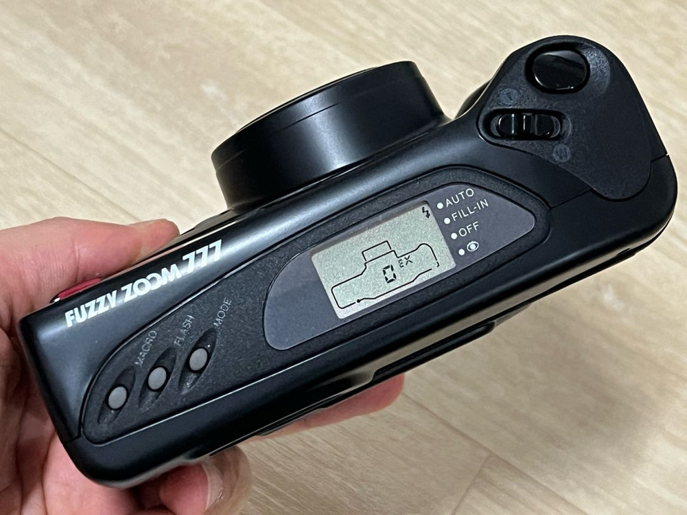 삼성 퍼지줌 777 자동필름 카메라 팝니다. 이미지