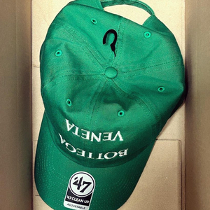 보테가베네타 nptsss 볼캡 모자 이미지