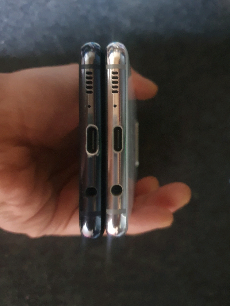 갤럭시s10e 블랙, 화이트 깨끗한폰 이미지