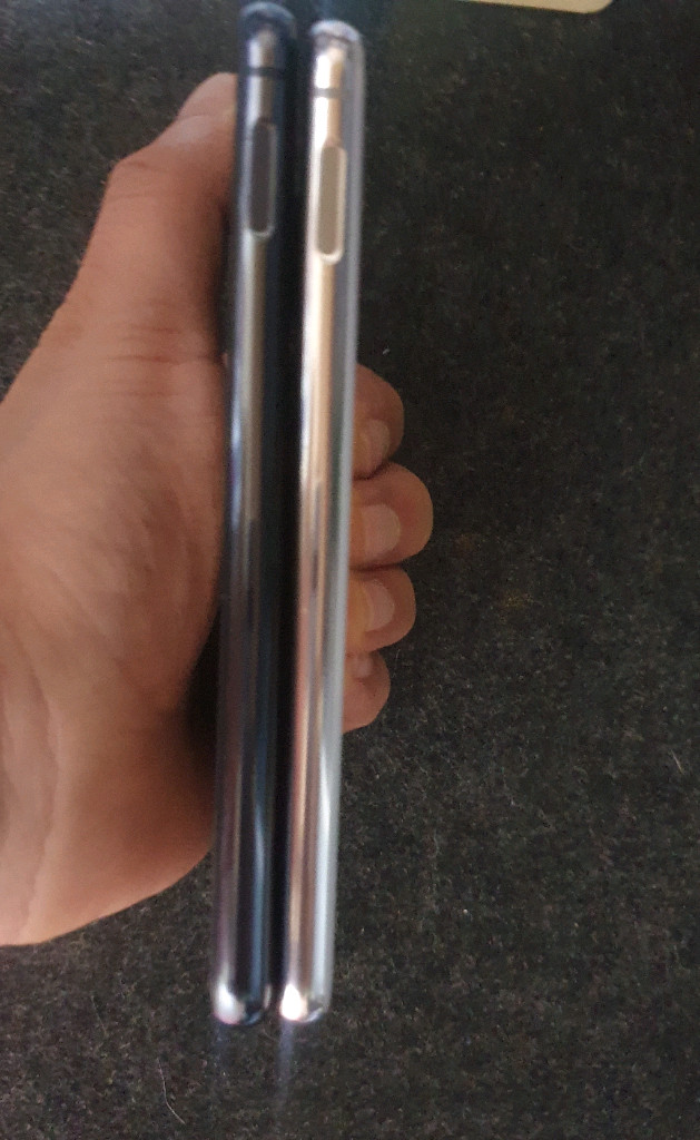 갤럭시s10e 블랙, 화이트 깨끗한폰 이미지