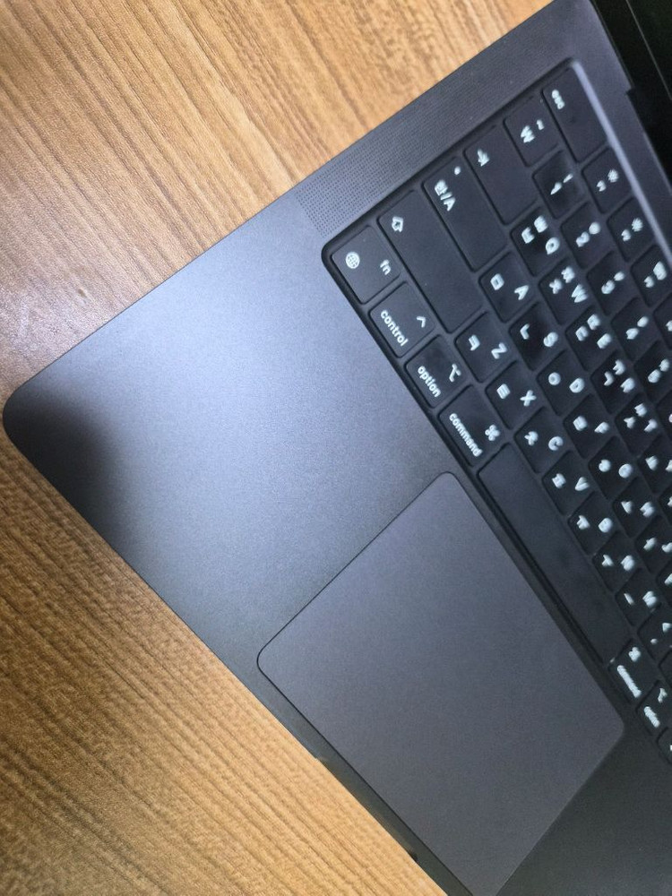 MacBook pro m4칩 14 이미지