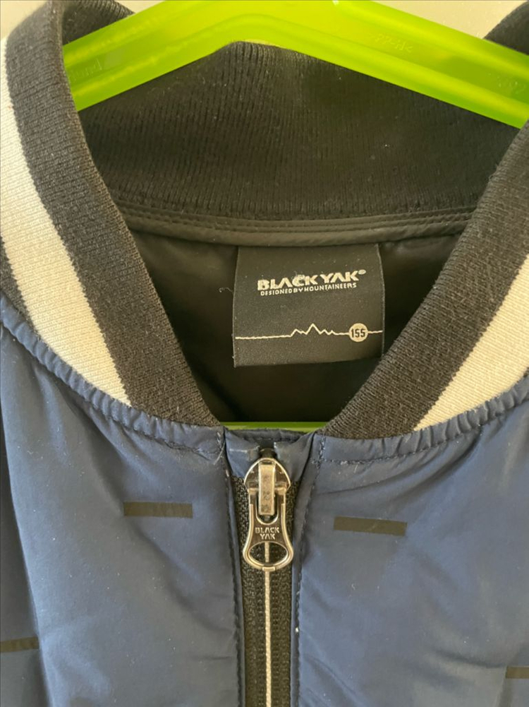 블랙야크 아동 경량 패딩 155사이즈 (거위털 충전재) 이미지
