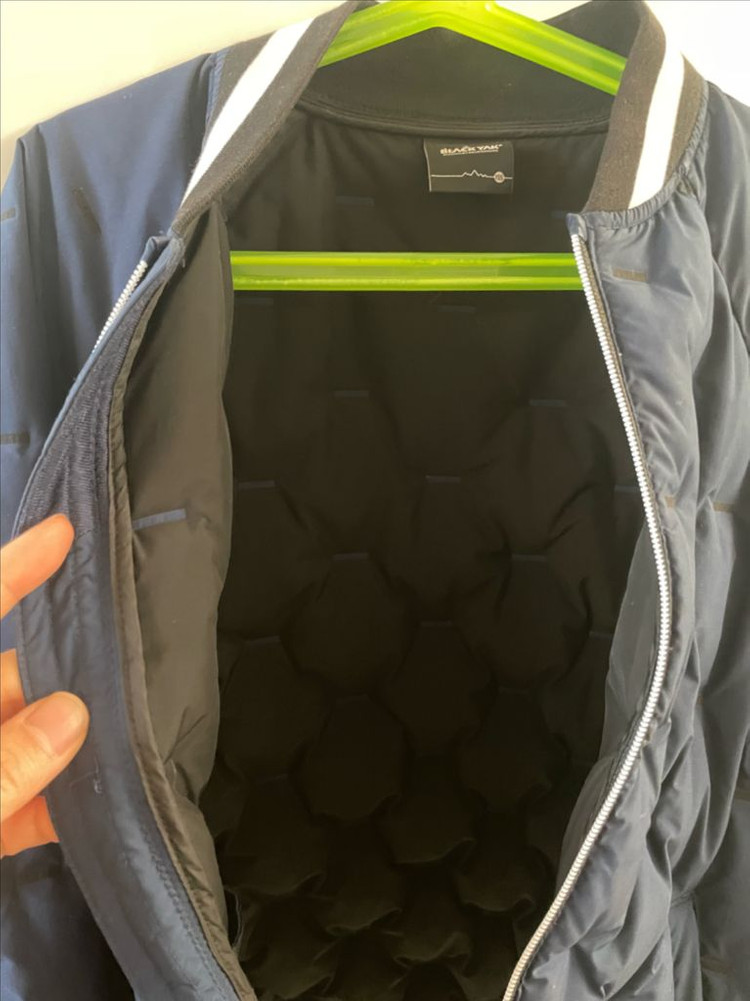 블랙야크 아동 경량 패딩 155사이즈 (거위털 충전재) 이미지