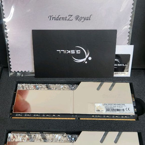 지스킬 튜닝램 DDR4 3200 cl16 32GB x 2ea 64GB 메모리 세트 이미지