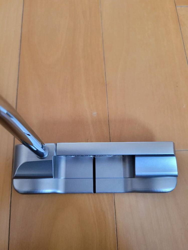 신품급 스카티카메론 2025년 스튜디오 스타일 카탈리나(카타리나)퍼터 33인치 이미지