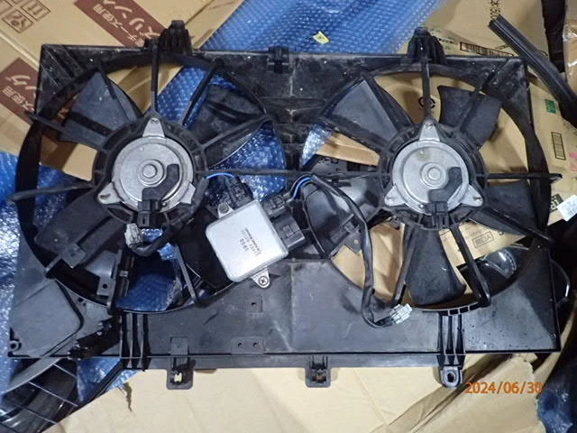인피니티 M35,FX35,G35 (V35) 냉각팬 assy 이미지