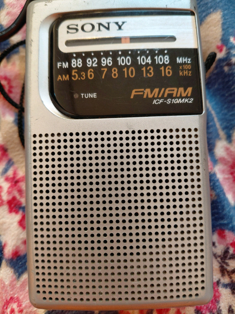 소니 FM/AM 라디오 이미지