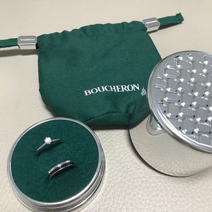 부쉐론 반지 케이스 이미지