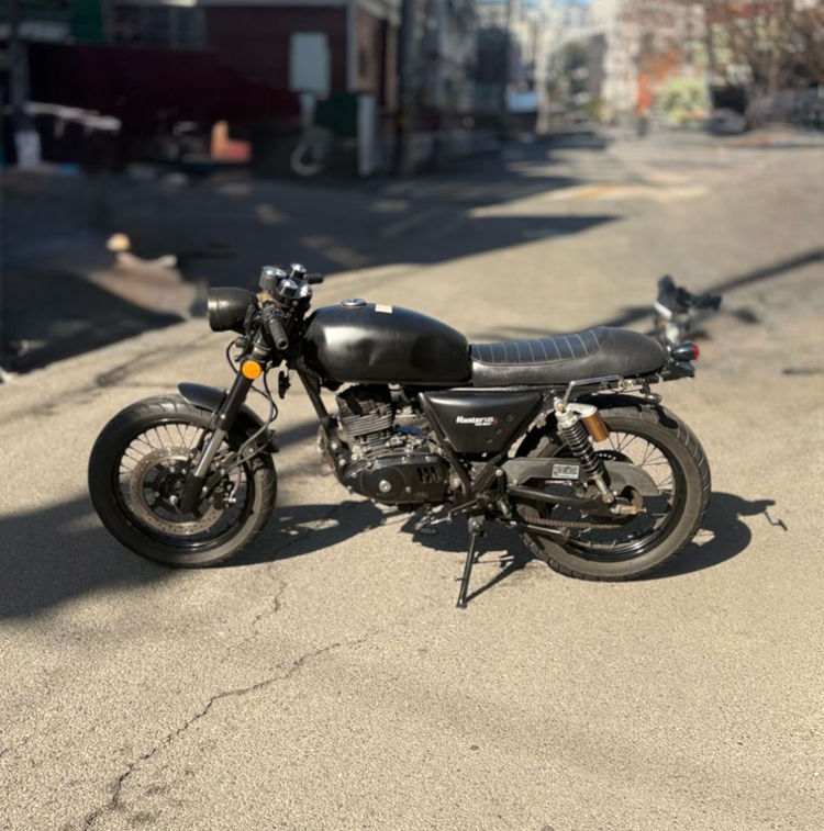 엘로이 헌터 125 20년식 1만키로이하 낭만바이크 이미지