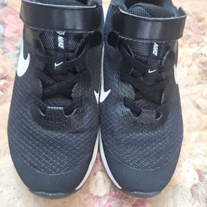 나이키 아동 운동화 이미지