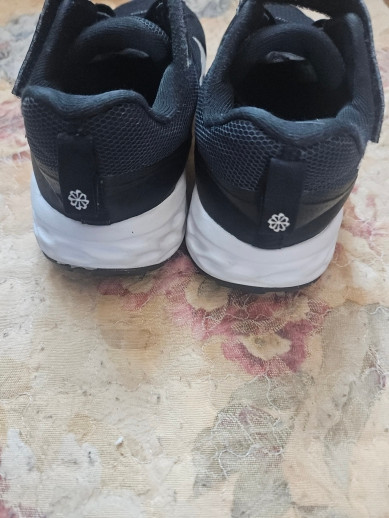 나이키 아동 운동화 이미지