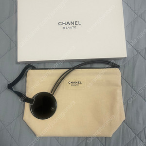 (새제품) 샤넬 베이지색 파우치 이미지