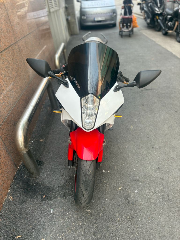 KR모터스 코멧650 14년식 1만키로 잛은키로수 싼마이 미들급ㄱㄱ 이미지