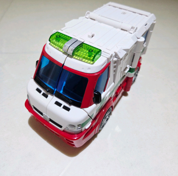 헬로카봇 스왓X&에이스레스큐&오토소닉&비트런&버디가드&라이캅스&메디언트 7종 일괄 판매합니다. 이미지