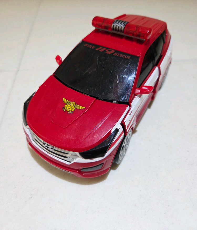 헬로카봇 스왓X&에이스레스큐&오토소닉&비트런&버디가드&라이캅스&메디언트 7종 일괄 판매합니다. 이미지