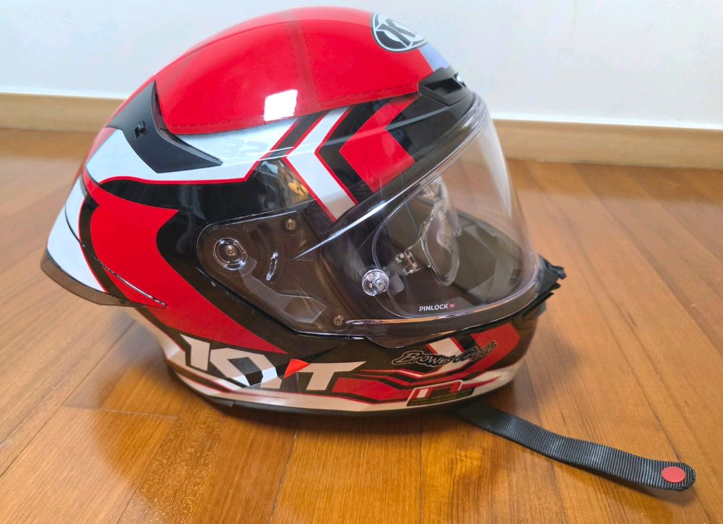 KYT 헬멧+썬바이저 오토바이 헬멧 L사이즈 안경미포함.파우치. 이미지