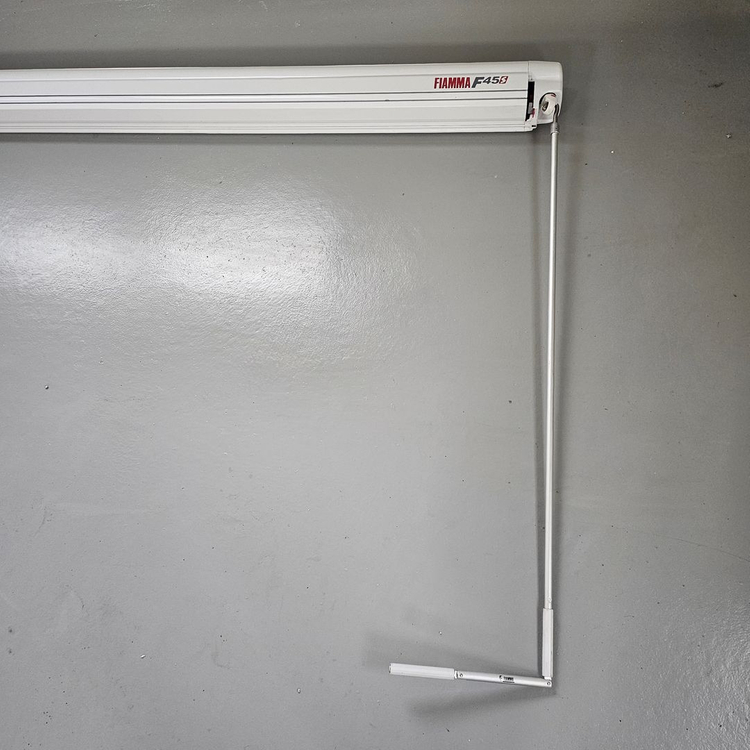 캠핑카사이드어닝 피아마 FIAMMA F45S 260 차량 사이드어닝 이미지