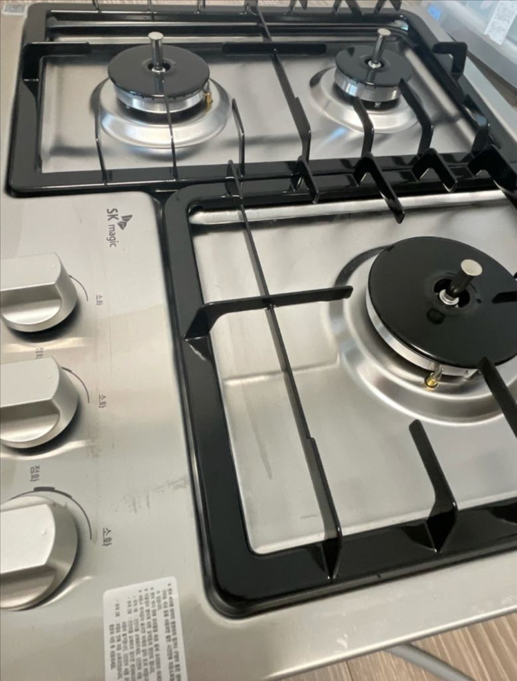 (새제품)SK매직 3구 가스레인지 GRA-B36F1A 팝니다 이미지