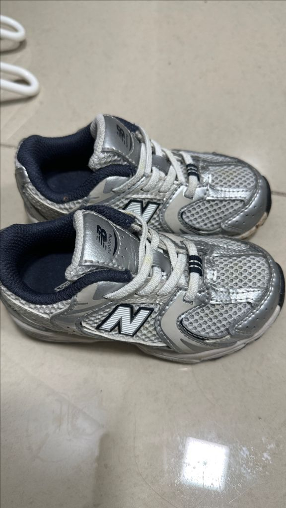 뉴발란스키즈 운동화135cm 이미지