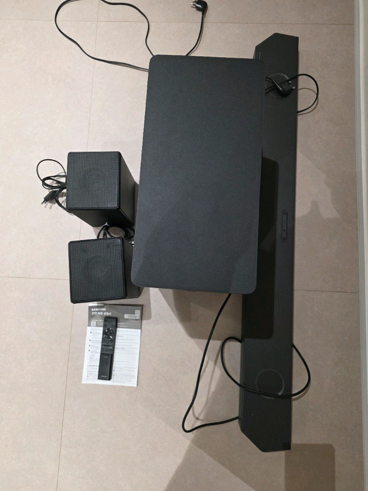 삼성 사운드바 HW-Q800B + 리어스피커 SWA-9500s 이미지