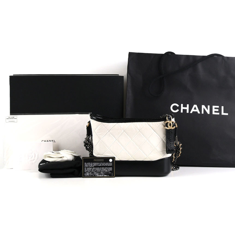 [중고명품다올] 샤넬 가브리엘 호보백 스몰 화이트 블랙 숄더백 25번대 A91810 이미지