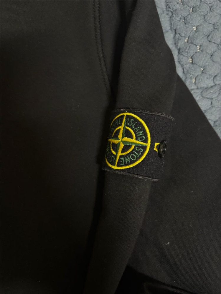 25ss 스톤아일랜드 맨투맨 xxl 이미지