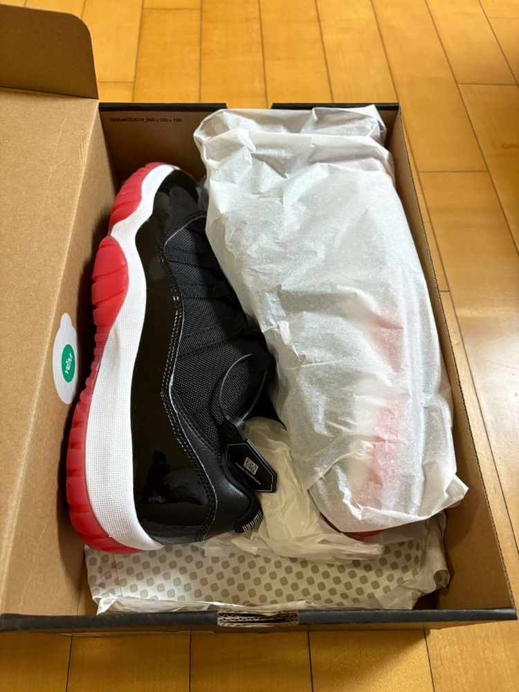 조던11로우 브레드 285 새제품 이미지