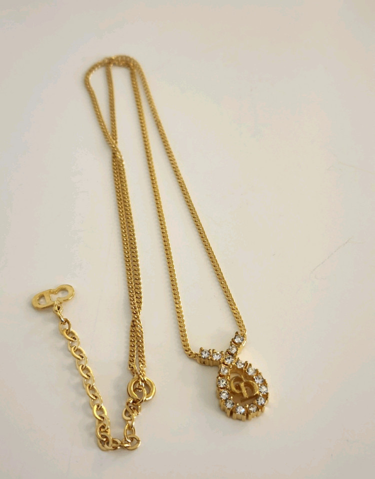 크리스챤디올 Dior 정품 빈티지 꼬임 큐빅 CD 로고 목걸이 이미지